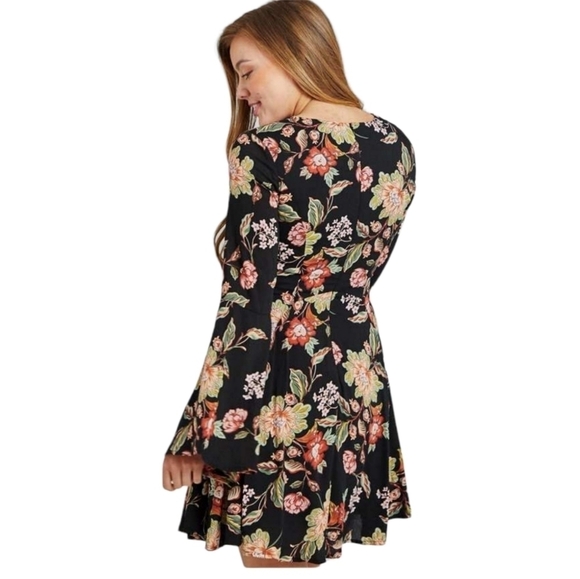 Altar'd State Thessaly Bell Sleeves Floral Dress Size Extra Small - Picture 2 of 15